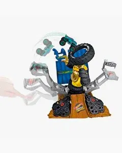 Hot Wheels Monster Trucks Arena'da Şampiyonluk Mücadelesi Oyun Seti HPN71