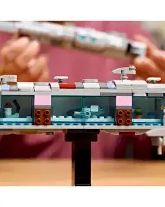 LEGO Star Wars Home One Starcruiser 75405