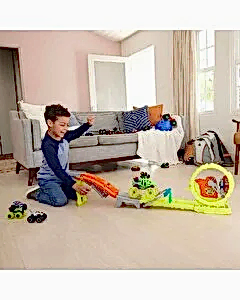 Hot Wheels Monster Trucks Power Smashers Oyun Seti HXT05