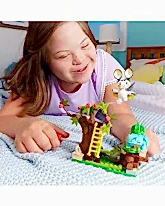 MEGA Pokemon Emolga ve Bulbasaur'un Ormanı HTH69