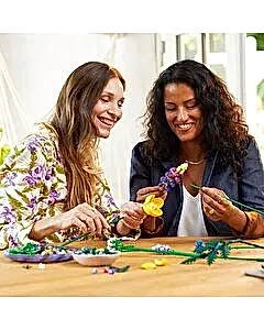 LEGO Icons Kır Çiçekleri Buketi 10313