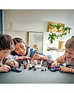 LEGO City F1 Garajı ve Mercedes-AMG ve Alpine Arabaları 60444
