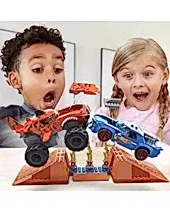 Hot Wheels Smash N Crash Tiger Shark Çarpışma Pisti HKF88