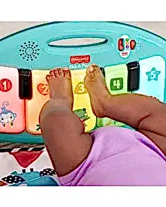 Fisher Price'tan Neşeli Hayvanlar Piyanolu Jimnastik Merkezi HWY49