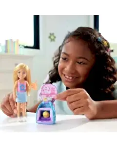 Barbie Chelsea Sırt Çantası Olabilen Cupcake Oyun Seti JBF46