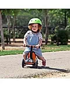 SmarTrike Xtend Büyüyebilen Ride On Scooter Turuncu