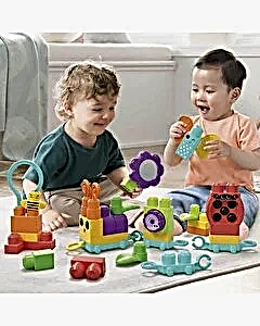 Mega Bloks Hareketli Duyusal Gelişim Tırtılı HKN44