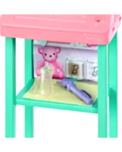 Barbie Bakım Temalı Kariyer Oyun Setleri Doktor Bebek JCR72