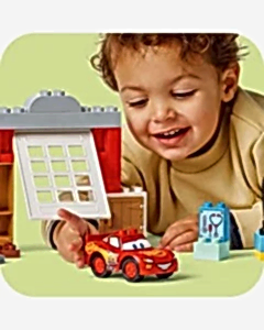 LEGO Duplo Disney ve Pixar Arabalar McQueen’in Doc’un Garajını Ziyareti 10456