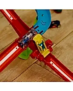 Hot Wheels Neon Yarışlar Çoklu Yarış Heyecanı Pist Seti HPC07