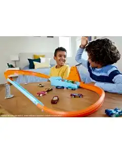Hot Wheels Şampiyonluk Parkuru Yarış Seti GJM75