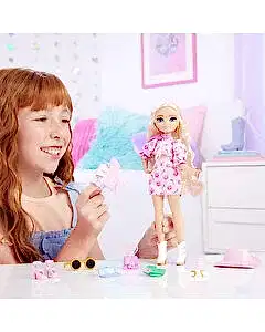 Barbie Dream Besties Festival Kombinleri Barbie Malibu Bebek ve Aksesuarları Seti JGH87