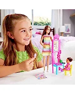 Barbie Kariyer Oyun Seti Öğretmen Bebek JCR76