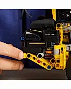 LEGO Technic Volvo L120 Electric Tekerlekli Yükleyici 42209