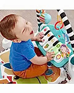 Fisher Price'tan Neşeli Hayvanlar Piyanolu Jimnastik Merkezi HWY49