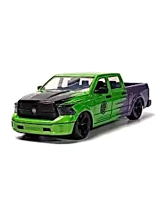 1:24 Marvel Avengers 2014 RAM 1500 Model Araba ve Hulk Figür