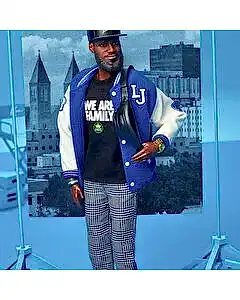 Barbie Signature LeBron James Kenbassadors Bebek HRM33