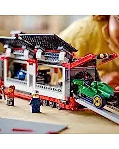 LEGO City RB20 ve AMR24 F1 Arabalı F1 Kamyonu 60445