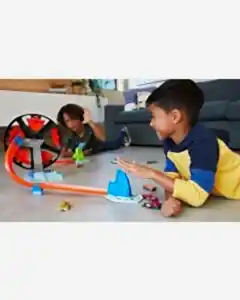 Hot Wheels Dönen Tekerlek Macerası Yarış Seti GJM77