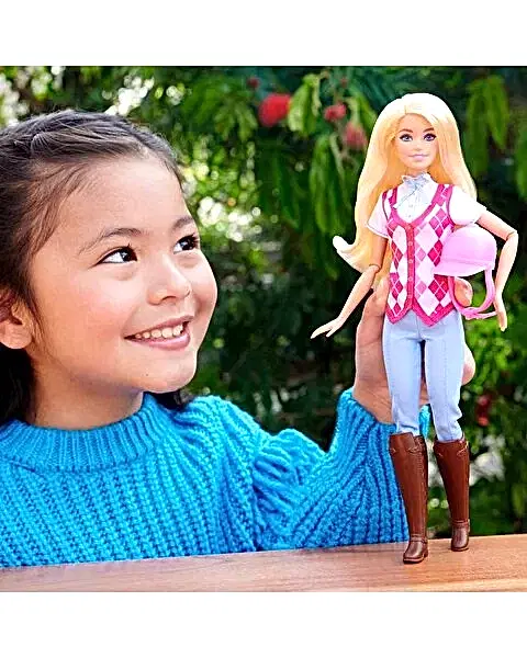 Barbie Binici Malibu Bebek HXJ38