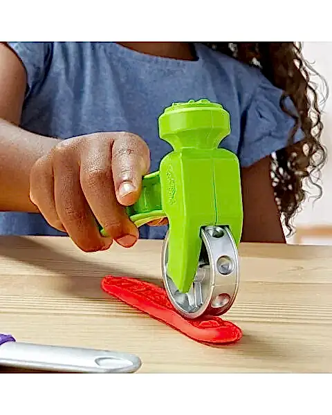 Play Doh Damga ve Testere Aleti Tezgahı F9141