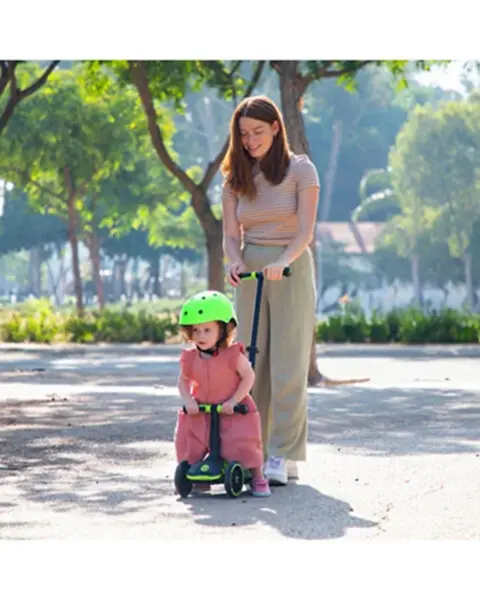 SmarTrike Xtend Büyüyebilen Ride On Scooter Lime