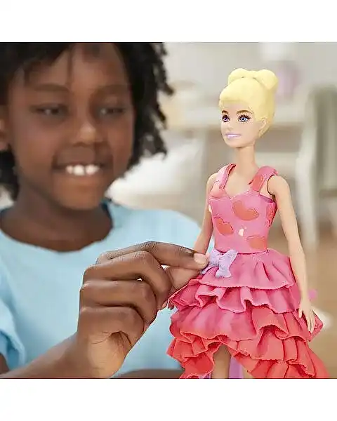 Play Doh Barbie Tasarımcı Moda Gösterisi G31564