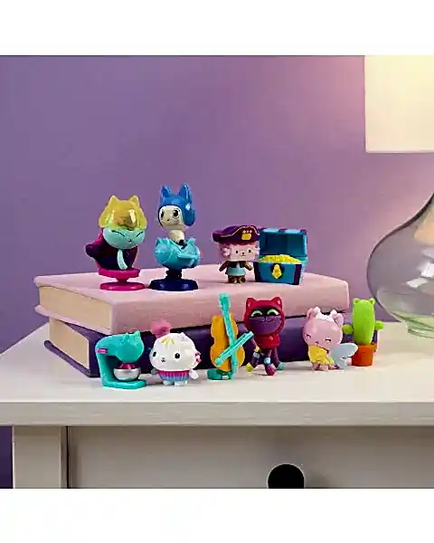 Gabby’s Dollhouse Mercat & Spa Chair Figür ve Aksesuar Seti