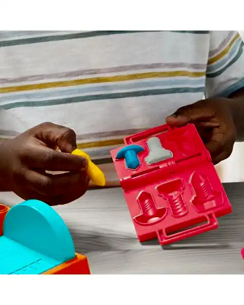 Play Doh Damga ve Testere Aleti Tezgahı F9141