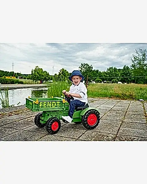 BIG Fendt Ekipman Taşıyıcı Çocuk Traktörü