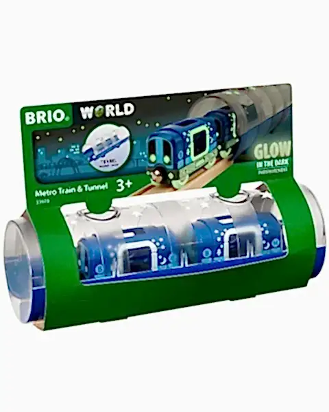 Brio Karanlıkta Parlayan Metro Treni ve Tünel