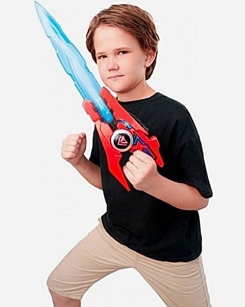 Quantum Heroes Dinoster Lucio'nun Kılıcı