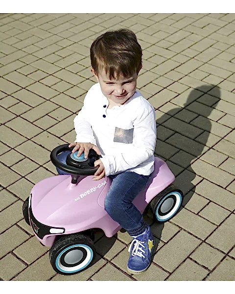 BIG Bobby Car Neo Pembe Bingit Araba