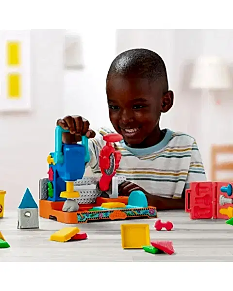Play Doh Damga ve Testere Aleti Tezgahı F9141