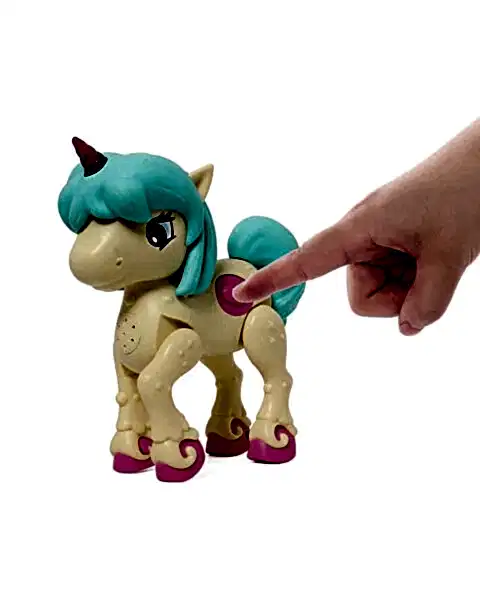 Cutie Friends Sesli ve Işıklı Unicorn Mor Boynuz