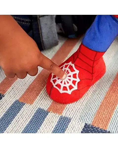 Spidey ve Muhteşem Arkadaşları Dance 'N Crawl Spidey F6722