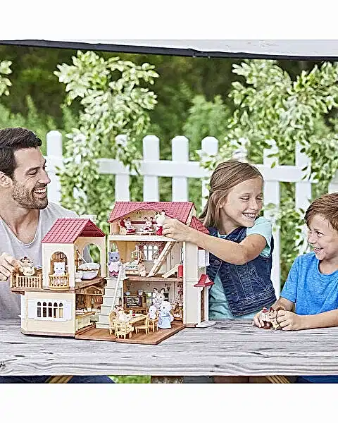 Sylvanian Families Işıklı Şehir Evi