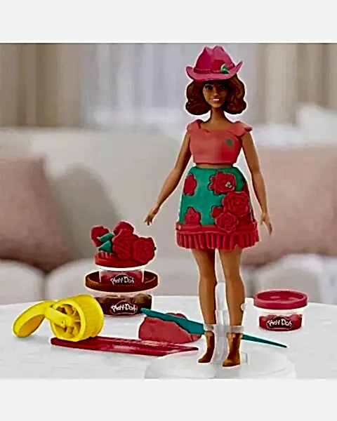 Play Doh Barbie Çiçekli ve Püsküllü Seti G1360