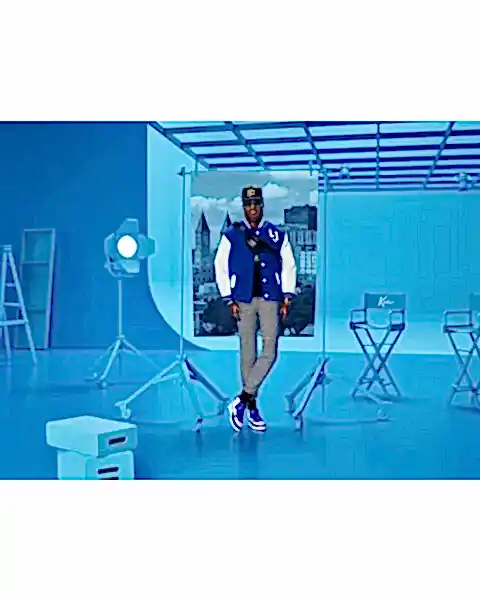 Barbie Signature LeBron James Kenbassadors Bebek HRM33