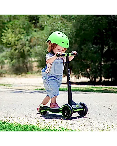 SmarTrike Xtend Büyüyebilen Ride On Scooter Lime