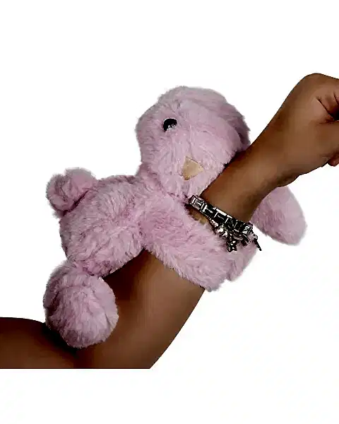 Sarılan ve Kucaklayan Tavşan Pembe